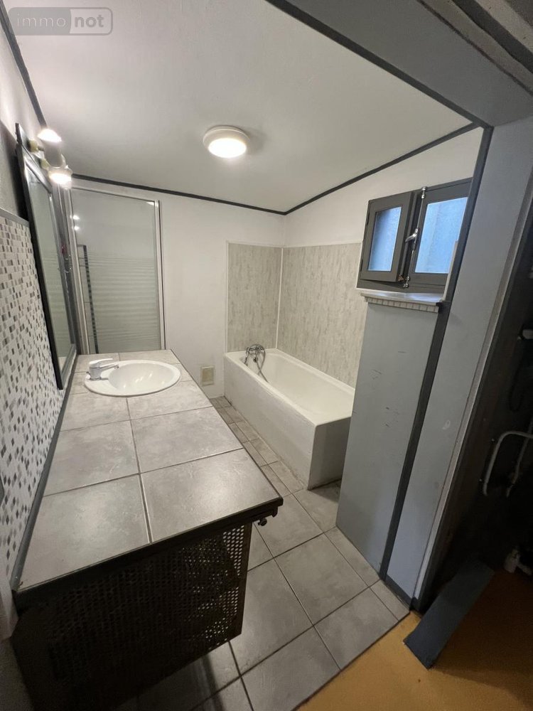 Maison a vendre Saint-Pierre 97410 Réunion 85 m2  393250 euros