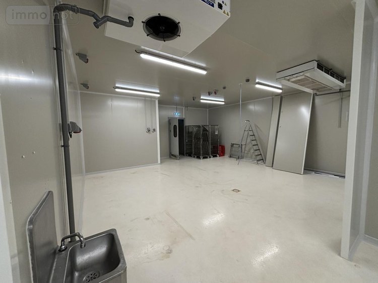 Fonds et murs commerciaux a vendre Audincourt 25400 Doubs 420 m2  230000 euros