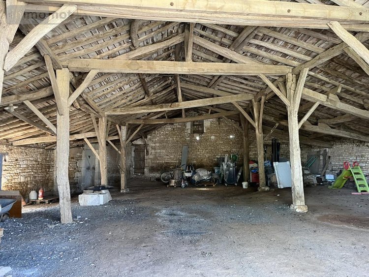 Maison a vendre Sainte-Hermine 85210 Vendée 159 m2 7 pièces 239000 euros