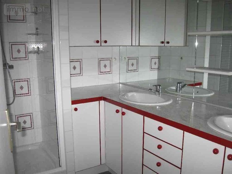 Location appartement Valognes 50700 Manche 66 m2 3 pièces 860 euros