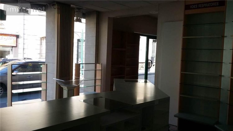 Immeuble a vendre Argenton-sur-Creuse 36200 Indre 200 m2  140000 euros