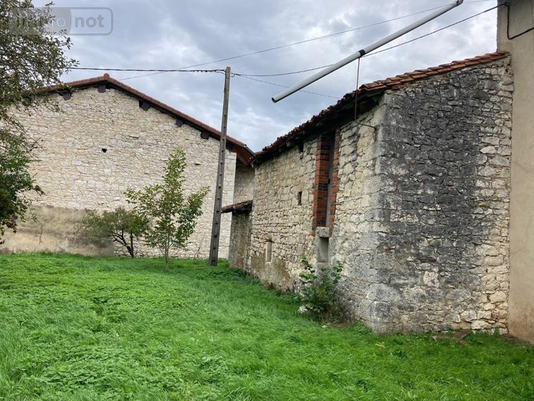 Maison a vendre Neuville-sur-Ain 01160 Ain 160 m2 8 pièces 140000 euros