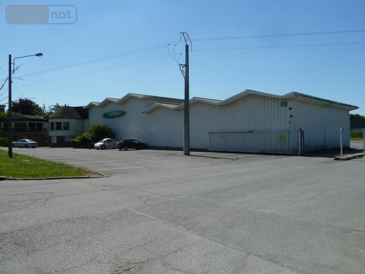Location fonds et murs commerciaux Féchain 59247 Nord 1900 m2  4000 euros