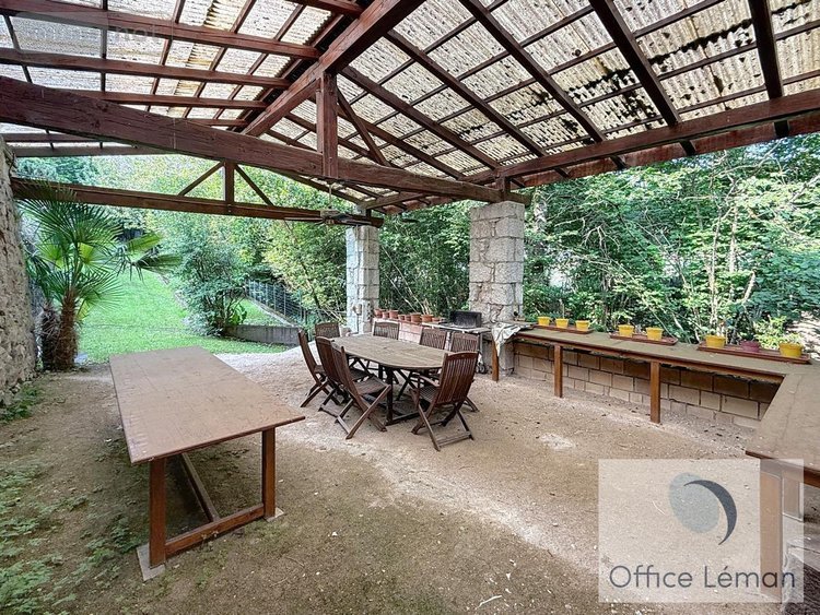 Maison a vendre Divonne-les-Bains 01220 Ain 310 m2 10 pièces 1830000 euros