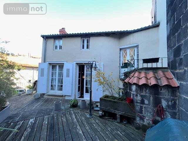 Viager maison Riom 63200 Puy-de-Dôme 320 m2 14 pièces 477750 euros