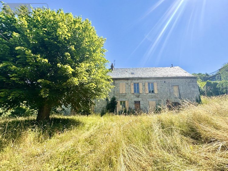 Maison a vendre Fournels 48310 Lozère 350 m2  158000 euros