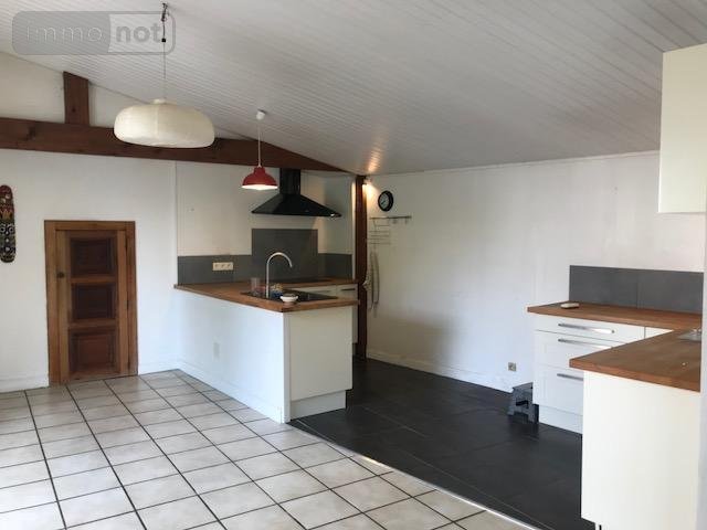 Maison a vendre Tonnay-Charente 17430 Charente-Maritime 140 m2  272480 euros