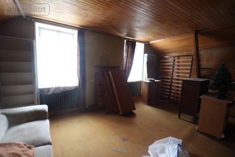 Immeuble a vendre Rostrenen 22110 Côtes-d'Armor 230 m2  95160 euros