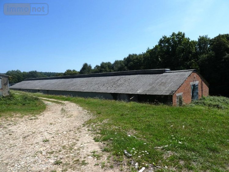 Divers a vendre Le Saint 56110 Morbihan 1 m2  335600 euros