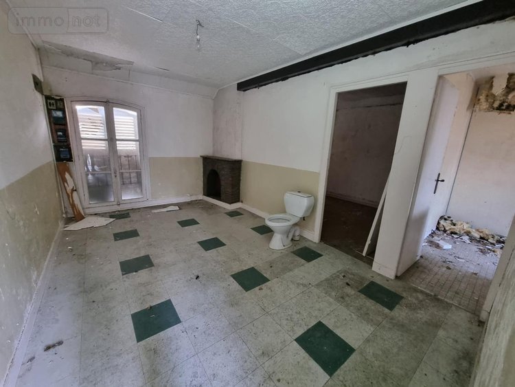 Immeuble a vendre Amilly 45200 Loiret 251 m2  159000 euros