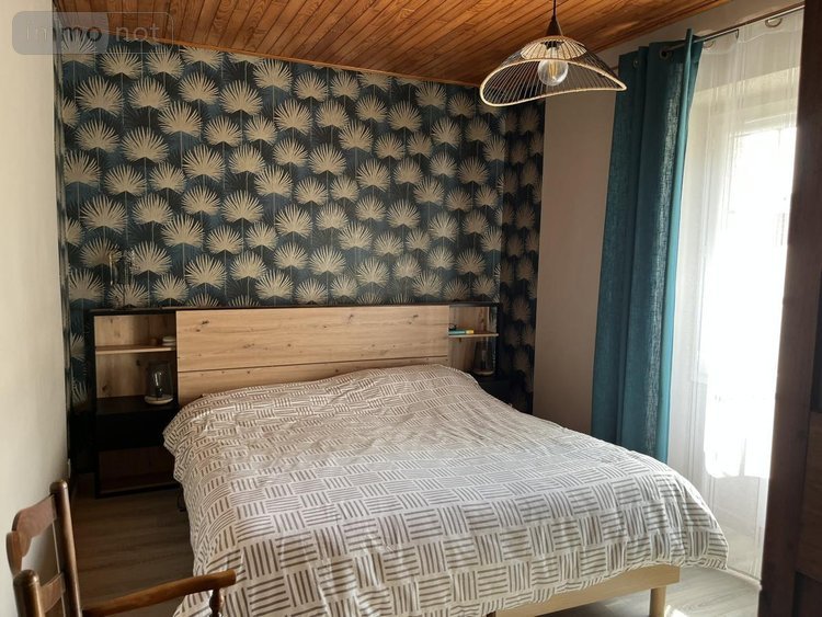 Maison a vendre Vouillé-les-Marais 85450 Vendée 145 m2 6 pièces 285350 euros