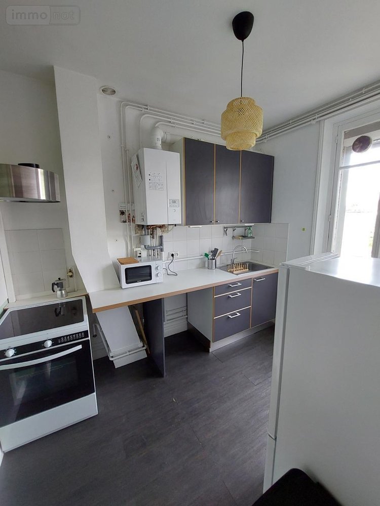 Location appartement Reims 51100 Marne 68 m2 3 pièces 990 euros