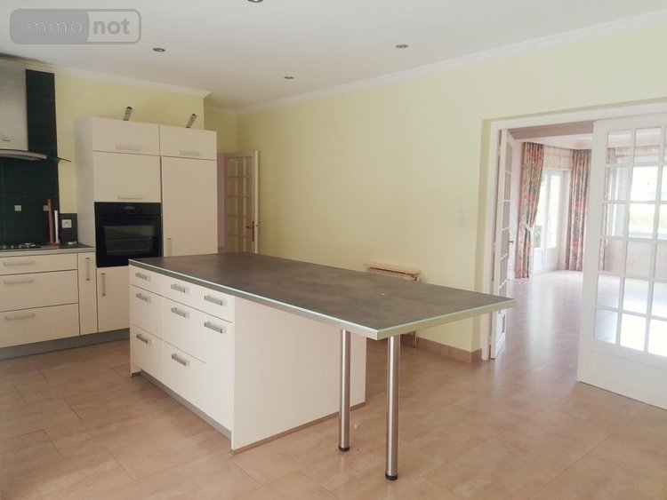 Maison a vendre Saint-Vougay 29440 Finistère 200 m2 8 pièces 299054 euros