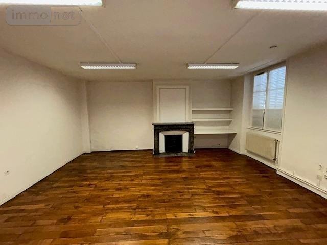 Viager maison Riom 63200 Puy-de-Dôme 320 m2 14 pièces 477750 euros