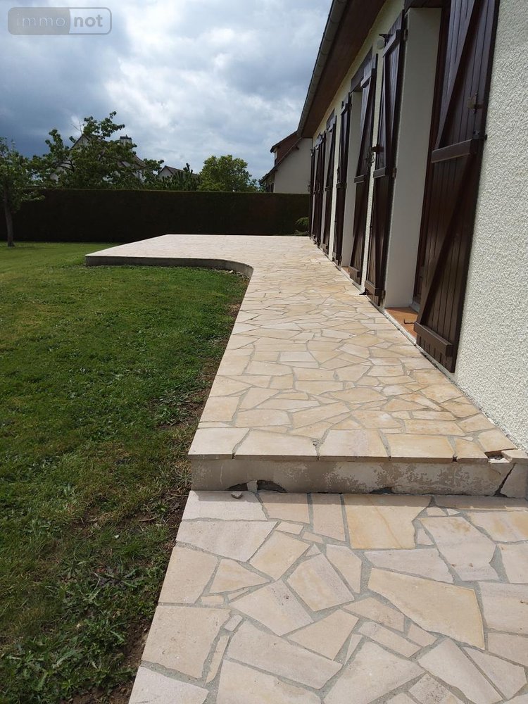 Location maison Vitot 27110 Eure 97 m2  1000 euros