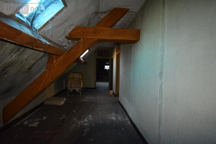 Appartement a vendre Thiers 63300 Puy-de-Dôme 77 m2 4 pièces 37000 euros