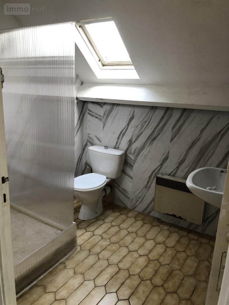 Maison a vendre Solesmes 72300 Sarthe 135 m2 10 pièces 175760 euros