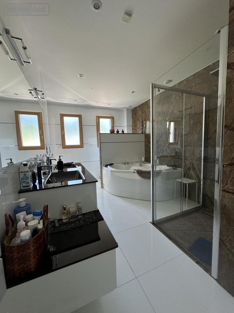 Maison a vendre Languidic 56440 Morbihan 250 m2  1043800 euros