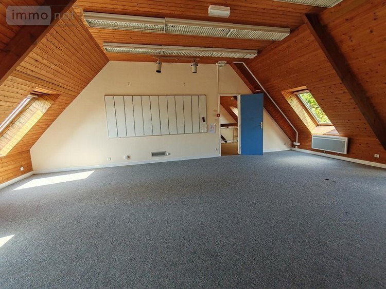 Immeuble a vendre Plounéour-Ménez 29410 Finistère 637 m2  255000 euros
