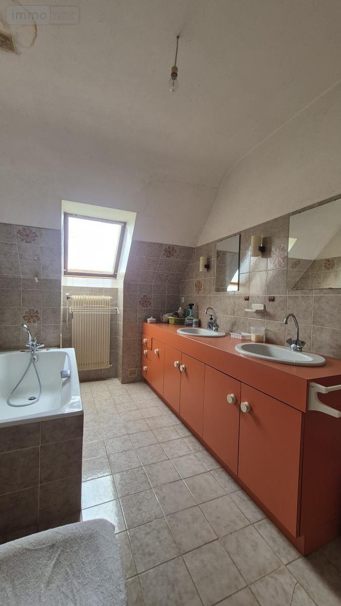 Maison a vendre Bodilis 29400 Finistère 190 m2 9 pièces 199900 euros