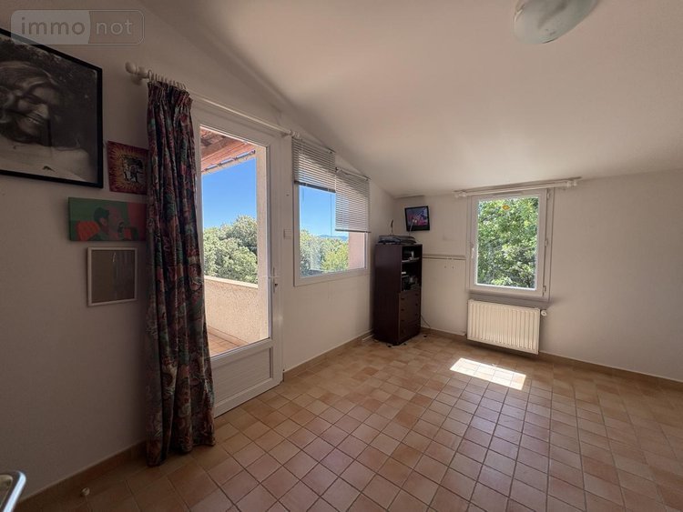 Maison a vendre Saint-Michel-l'Observatoire 04870 Alpes-de-Haute-Provence 225 m2 9 pièces 549000 euros