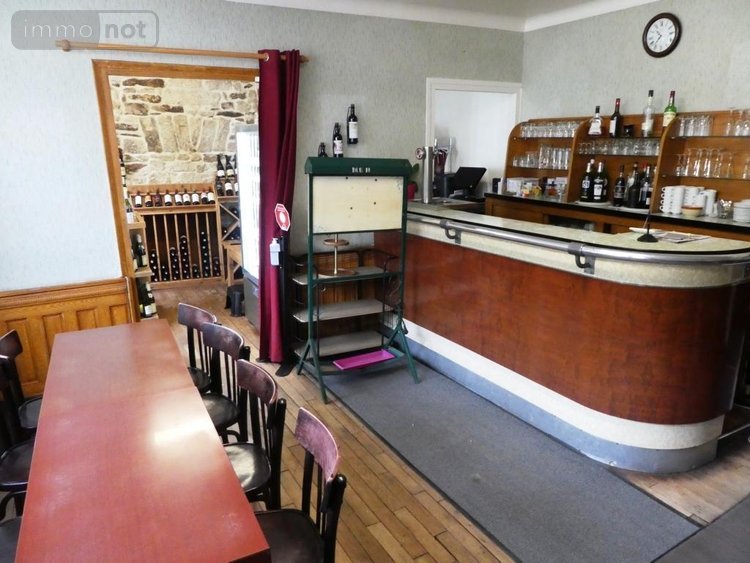 Immeuble a vendre Bubry 56310 Morbihan 400 m2  241600 euros