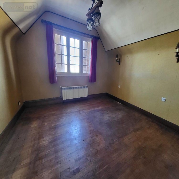 Maison a vendre Spézet 29540 Finistère 139 m2 6 pièces 106000 euros