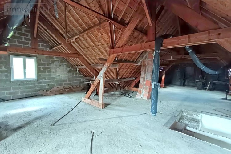 Maison a vendre Malguénac 56300 Morbihan 250 m2  137800 euros