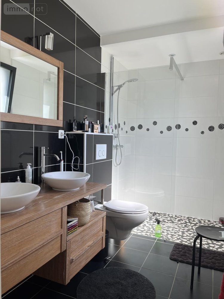 Maison a vendre Bonchamp-lès-Laval 53960 Mayenne 204 m2 8 pièces 696600 euros