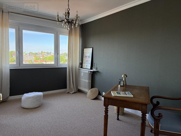 Appartement a vendre Cholet 49300 Maine-et-Loire 88 m2 5 pièces 146720 euros