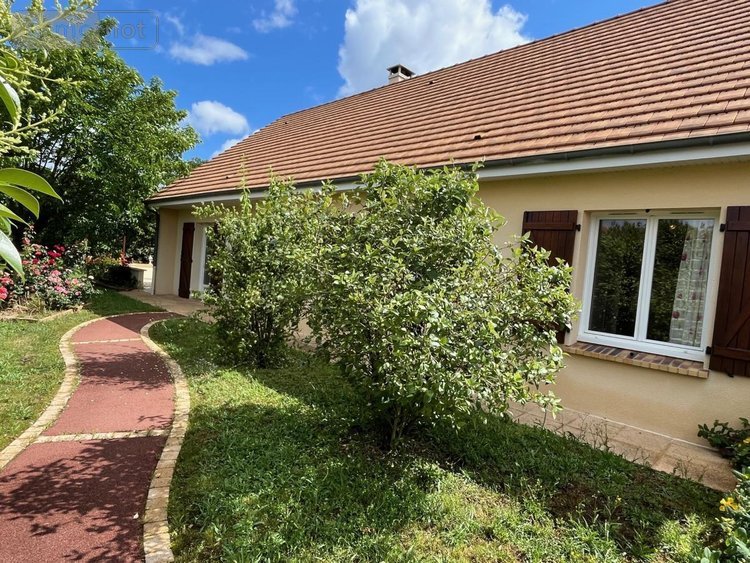 Maison a vendre La Guierche 72380 Sarthe 113 m2 5 pièces 276340 euros