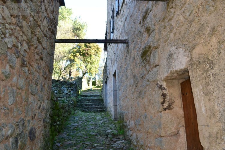 Maison a vendre Largentière 07110 Ardèche 109 m2 6 pièces 286200 euros