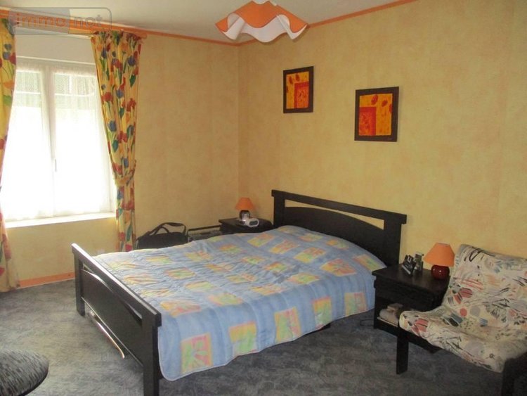 Fonds et murs commerciaux a vendre Carnoët 22160 Côtes-d'Armor 320 m2  257250 euros