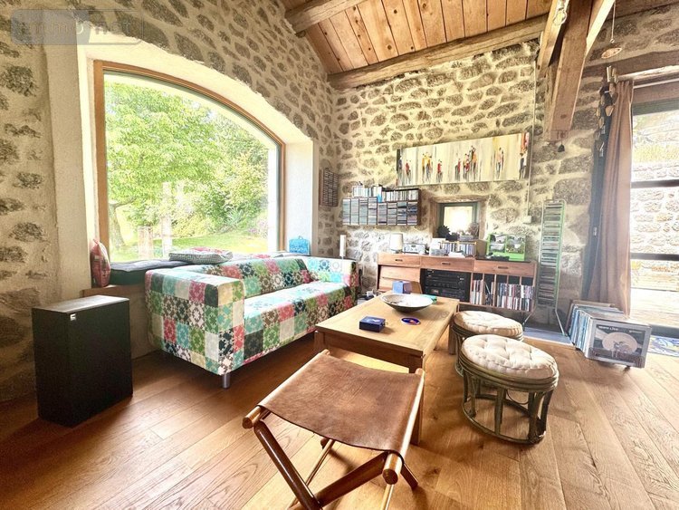 Maison a vendre Grandrieu 48600 Lozère 250 m2  374000 euros