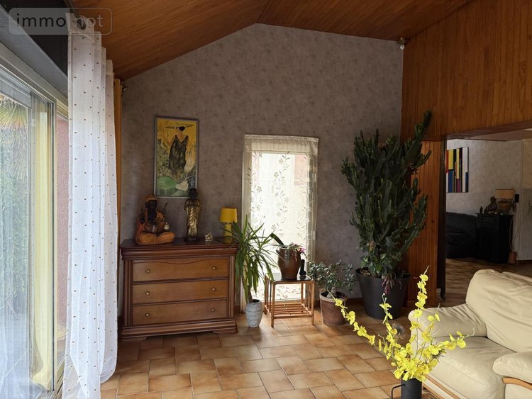 Maison a vendre La Chèze 22210 Côtes-d'Armor 198 m2  296457 euros