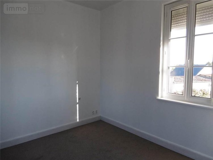 Location maison Le Neubourg 27110 Eure 89 m2 4 pièces 815 euros
