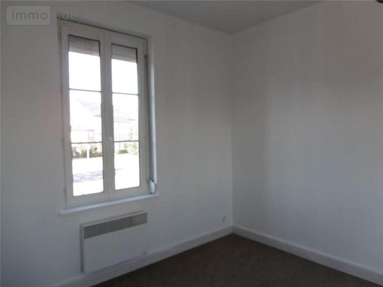 Location maison Le Neubourg 27110 Eure 89 m2 4 pièces 815 euros