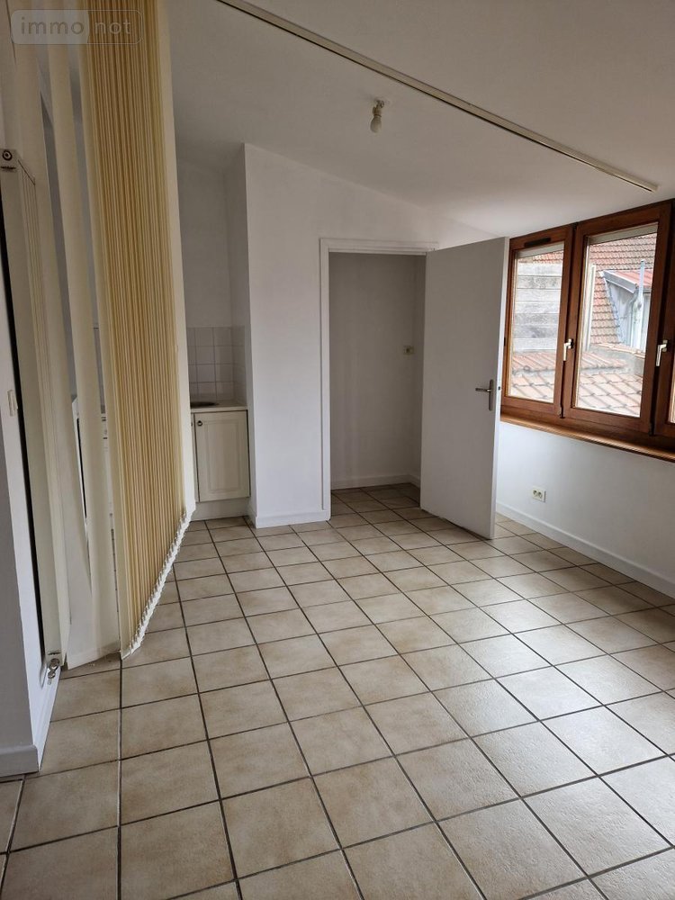 Location appartement Cambrai 59400 Nord 110 m2 4 pièces 690 euros