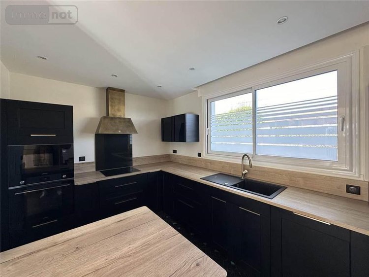 Maison a vendre Vendat 03110 Allier 276 m2 6 pièces 399000 euros