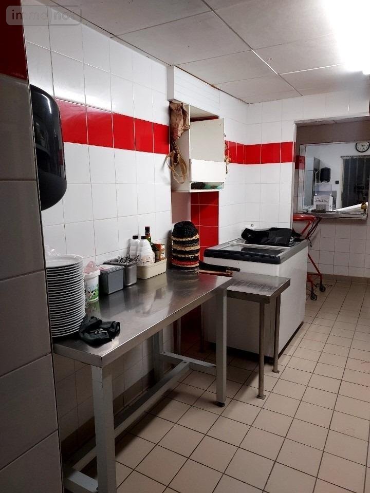 Fonds et murs commerciaux a vendre Chemin 39120 Jura  165000 euros