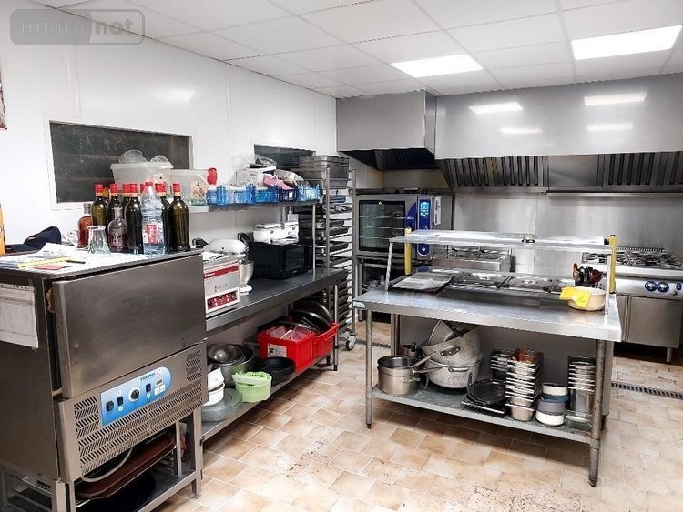 Fonds et murs commerciaux a vendre Chemin 39120 Jura  165000 euros