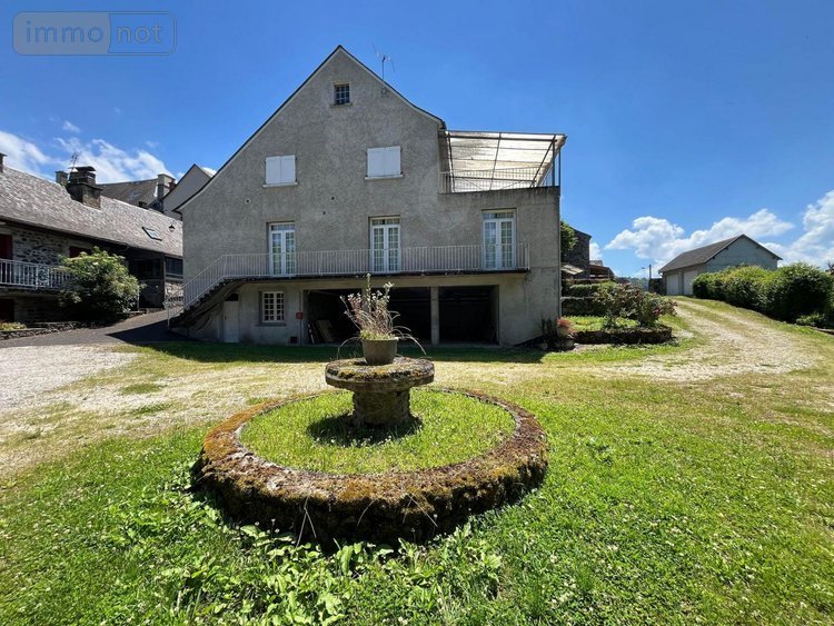 Maison a vendre Saignes 15240 Cantal 562 m2 17 pièces 238500 euros