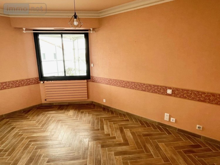 Appartement a vendre Challans 85300 Vendée 84 m2 3 pièces 229600 euros