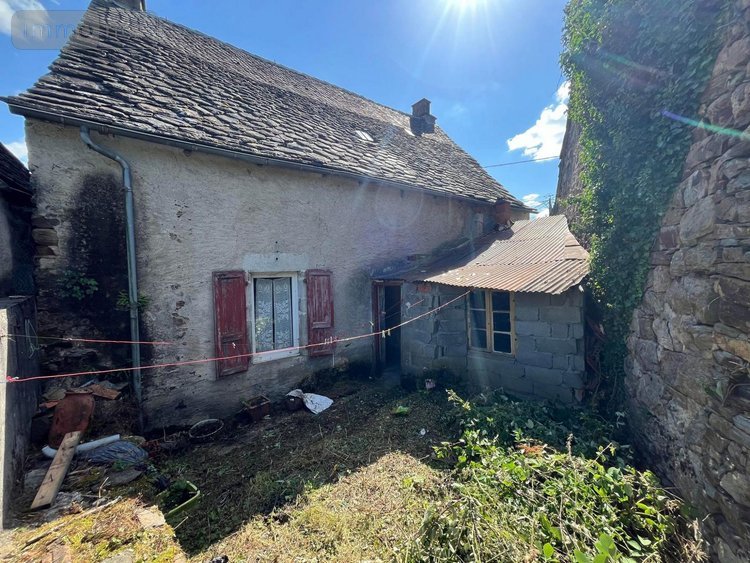 Maison a vendre Saint-Étienne-de-Chomeil 15400 Cantal 157 m2 7 pièces 15900 euros