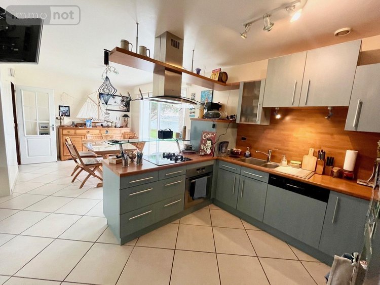 Maison a vendre Challans 85300 Vendée 216 m2 6 pièces 415000 euros