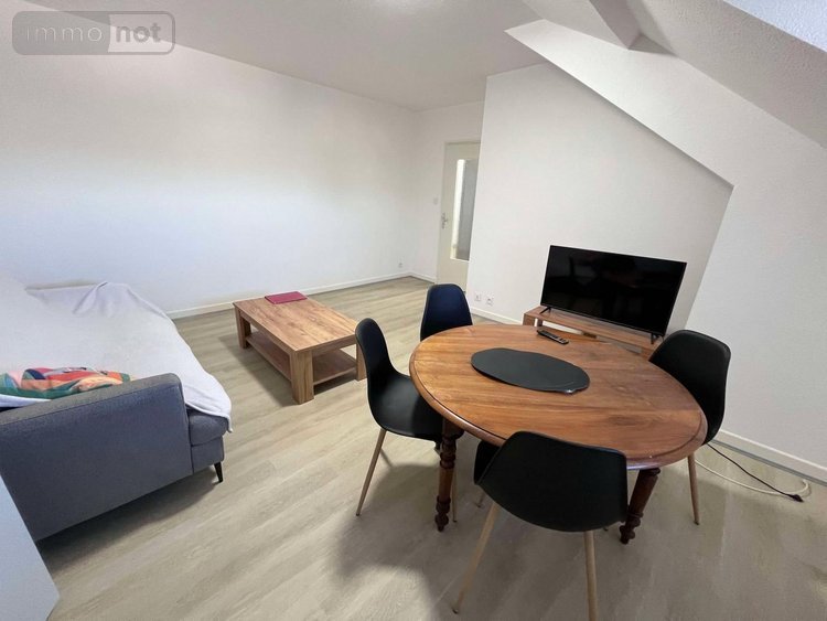 Immeuble a vendre Mauriac 15200 Cantal 824 m2  455800 euros