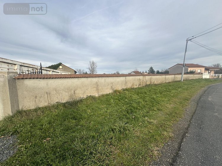 Terrain a batir a vendre Vendat 03110 Allier 2987 m2  148000 euros