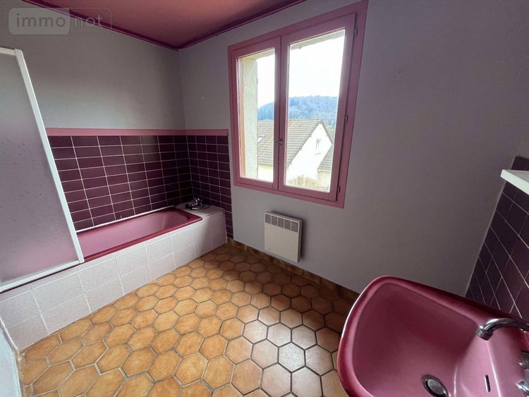 Maison a vendre Condat 15190 Cantal 169 m2 7 pièces 106000 euros