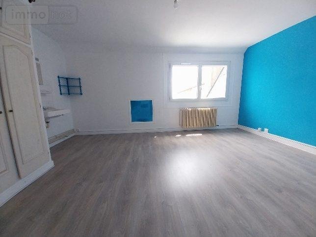 Immeuble a vendre Le Neubourg 27110 Eure 250 m2  305000 euros