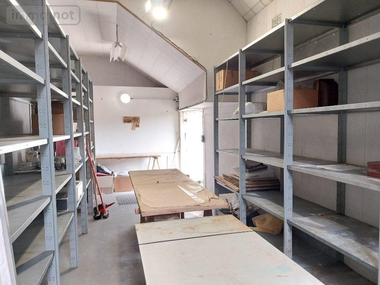 Immeuble a vendre Le Neubourg 27110 Eure 250 m2  305000 euros